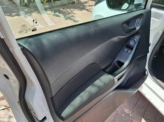 Ford Fiesta 2022 1.1 TREND CONNECTED FACELIFT-thumb-14