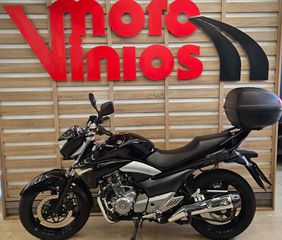 Suzuki Inazuma 250 2015