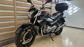 Suzuki Inazuma 250 2015-thumb-3