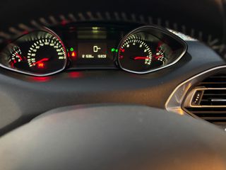 Peugeot 308 2017 1.2 e-THP style-thumb-13