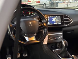 Peugeot 308 2017 1.2 e-THP style-thumb-19