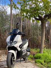 Gilera Runner 125 ST 2011-thumb-1