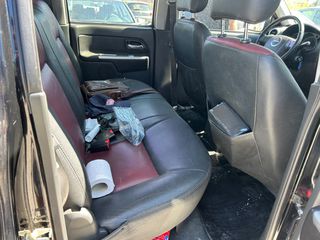 Isuzu D-Max 2010-thumb-10