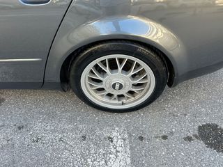 Audi A4 2002-thumb-8