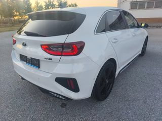 Kia Ceed / cee'd 2020 GT Line  Automatic Panorama-thumb-2