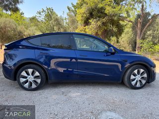 Tesla Model Y 2022 Long Range Dual Motor-thumb-3