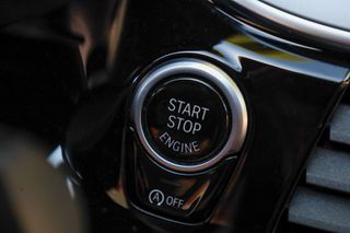 Bmw 520 2019 2.0 Diesel 190hp (NAVI-ΘΕΡΜΑΙΝΟΜΕΝΑ)-thumb-23