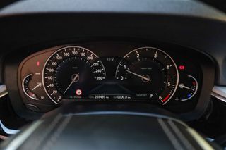 Bmw 520 2019 2.0 Diesel 190hp (NAVI-ΘΕΡΜΑΙΝΟΜΕΝΑ)-thumb-20