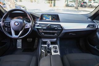 Bmw 520 2019 2.0 Diesel 190hp (NAVI-ΘΕΡΜΑΙΝΟΜΕΝΑ)-thumb-2