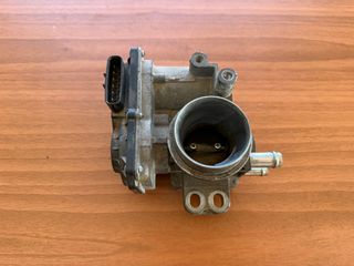 Πεταλούδα Γκαζιού - Toyota - Yaris (XP10) / Yaris (XP90) - 1.3 VVT-i (2NZ-FE/2SZ-FE) - 2002-11