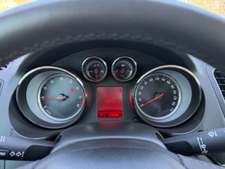 Opel Insignia 2010 TURBO 220BHP-thumb-17