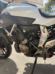 Yamaha MT-07 2016-thumb-5