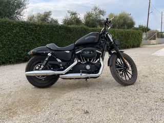 Harley Davidson Iron 883 2015 SPORTSTER-thumb-1