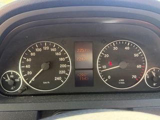 Mercedes-Benz A 170 2004-thumb-10