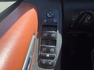 Mercedes-Benz A 170 2004-thumb-25