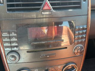 Mercedes-Benz A 170 2004-thumb-17
