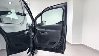 Opel Combo 2026 EDITION 1.5 DIESEL 102 L2H1 7 SEATS/OPEL BESIKOS-thumb-22