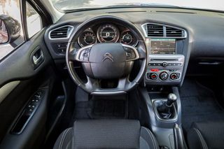 Citroen C4 2018 1.2cc PureTech 110hp Selection  (Navi)-thumb-17