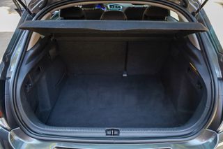 Citroen C4 2018 1.2cc PureTech 110hp Selection  (Navi)-thumb-9