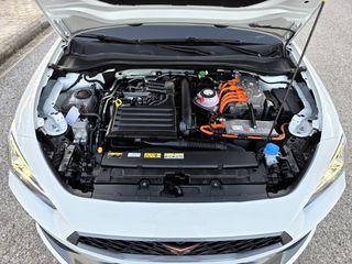 Cupra Leon 2022 1.4 TSI 245 HP e-Hybrid DSG VZ-thumb-84