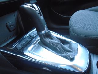 Opel Crossland 2023 *ΑΥΤΟΜΑΤΟ-130ΗΡ-ΕΛΛΗΝΙΚΟ*-thumb-6