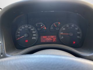 Fiat Punto 2005 8V-thumb-12