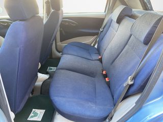 Fiat Punto 2005 8V-thumb-14