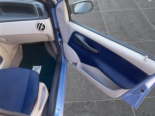 Fiat Punto 2005 8V-thumb-17