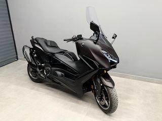 Yamaha TMAX 560 Tech Max 2025