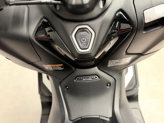 Yamaha TMAX 560 Tech Max 2025-thumb-13