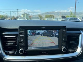 Kia Stonic 2018 1.6 diesel-thumb-14