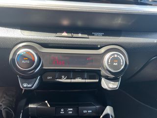 Kia Stonic 2018 1.6 diesel-thumb-19