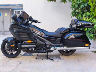 Honda GL 1800 2015 Goldwing GL1800 F6B-thumb-1