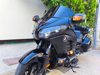 Honda GL 1800 2015 Goldwing GL1800 F6B-thumb-2