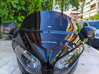 Honda GL 1800 2015 Goldwing GL1800 F6B-thumb-4