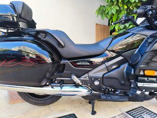 Honda GL 1800 2015 Goldwing GL1800 F6B-thumb-27