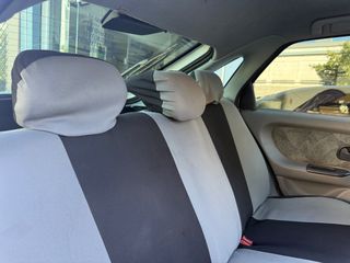 Renault Laguna 1998-thumb-11