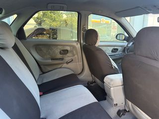 Renault Laguna 1998-thumb-12