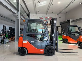 Toyota 2016 02-8FDF18