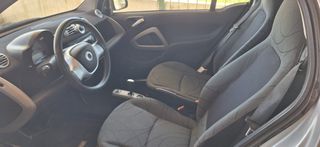 Smart ForTwo 2011 MHD-thumb-11