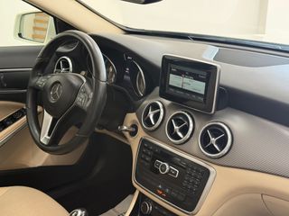 Mercedes-Benz GLA 180 2015 ΠΑΝΟΡΑΜΑ-thumb-8
