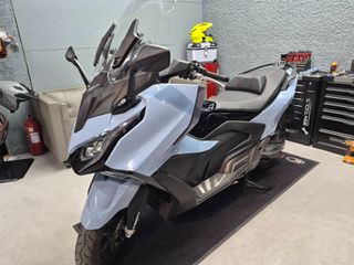 Kymco AK 550 Premium 2023-thumb-2