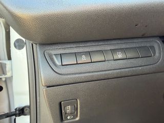 Peugeot 208 2015 OΘΟΝΗ ΖΑΝΤΕΣ DIESEL1.4 ελληνικο-thumb-5