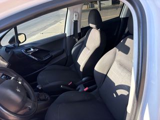 Peugeot 208 2015 OΘΟΝΗ ΖΑΝΤΕΣ DIESEL1.4 ελληνικο-thumb-11