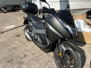 Honda Integra 750 2018-thumb-8