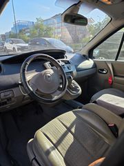 Renault Scenic 2006-thumb-11