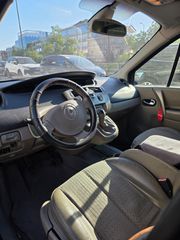 Renault Scenic 2006-thumb-12