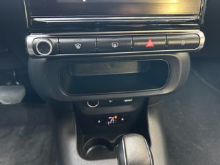 Citroen C3 2018 1.2 PureTech Feel- AUTOMATIC-NAVI-LANE-thumb-37