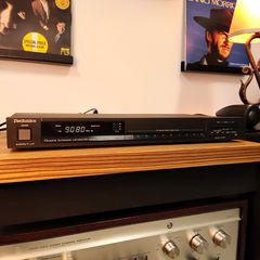 Technics ST-600L Quartz Synthesizer AM/FM Stereo Tuner