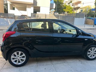 Hyundai i 20 2013 1.2 86hp-thumb-4